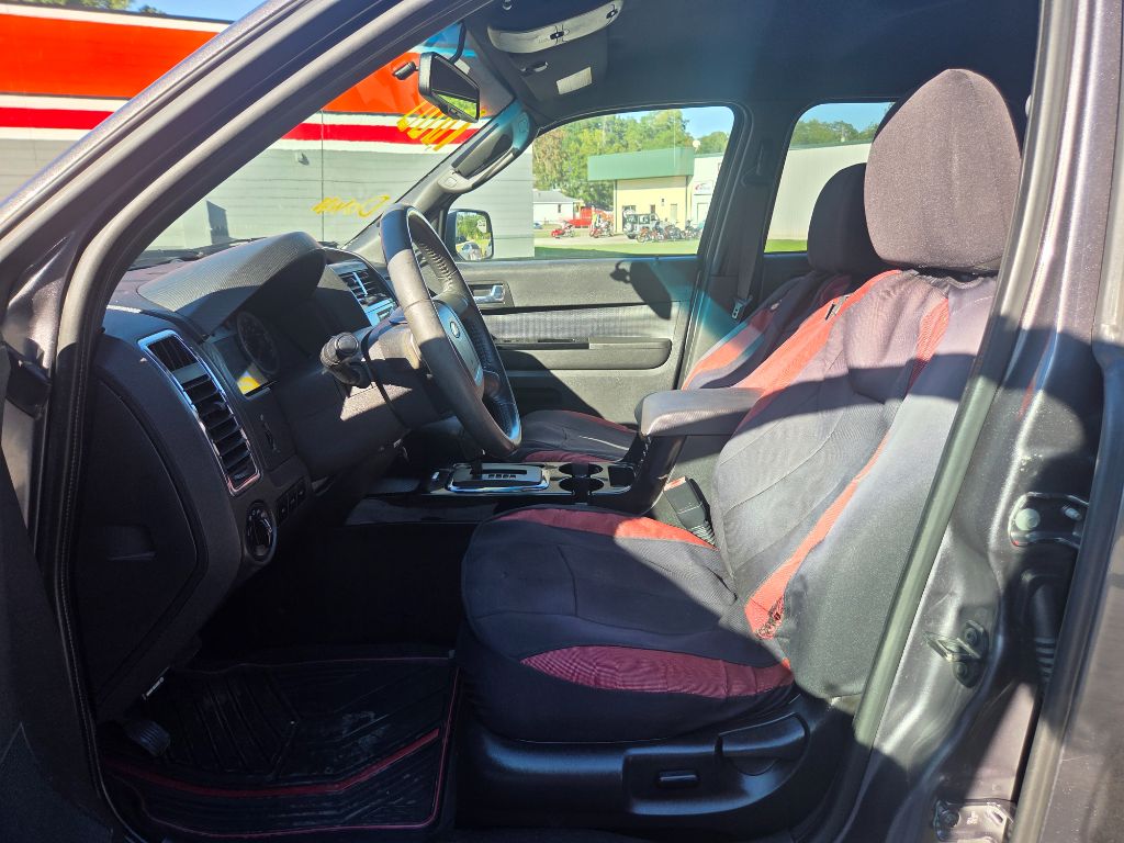 2010 Ford Escape Limited - Photo 11