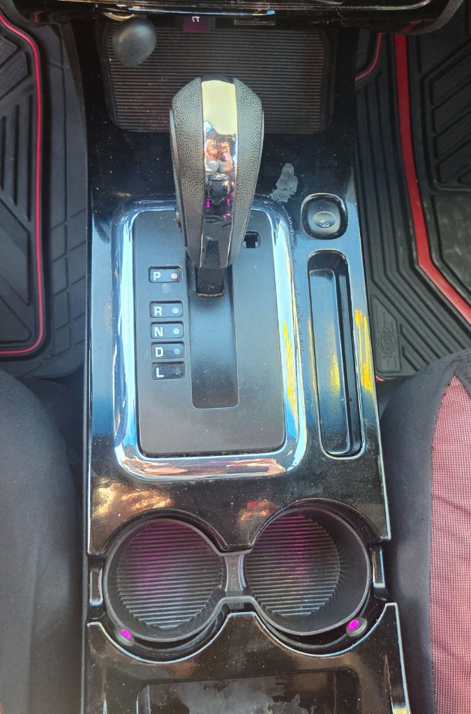 2010 Ford Escape Limited - Photo 16