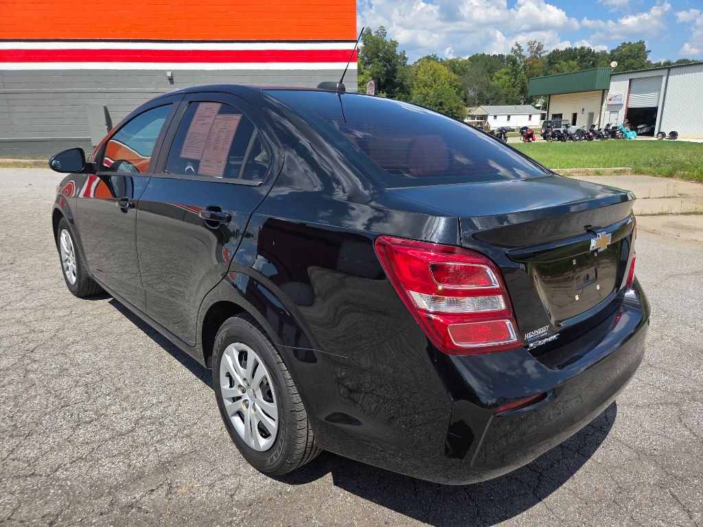 2017 Chevrolet Sonic LS - Photo 7