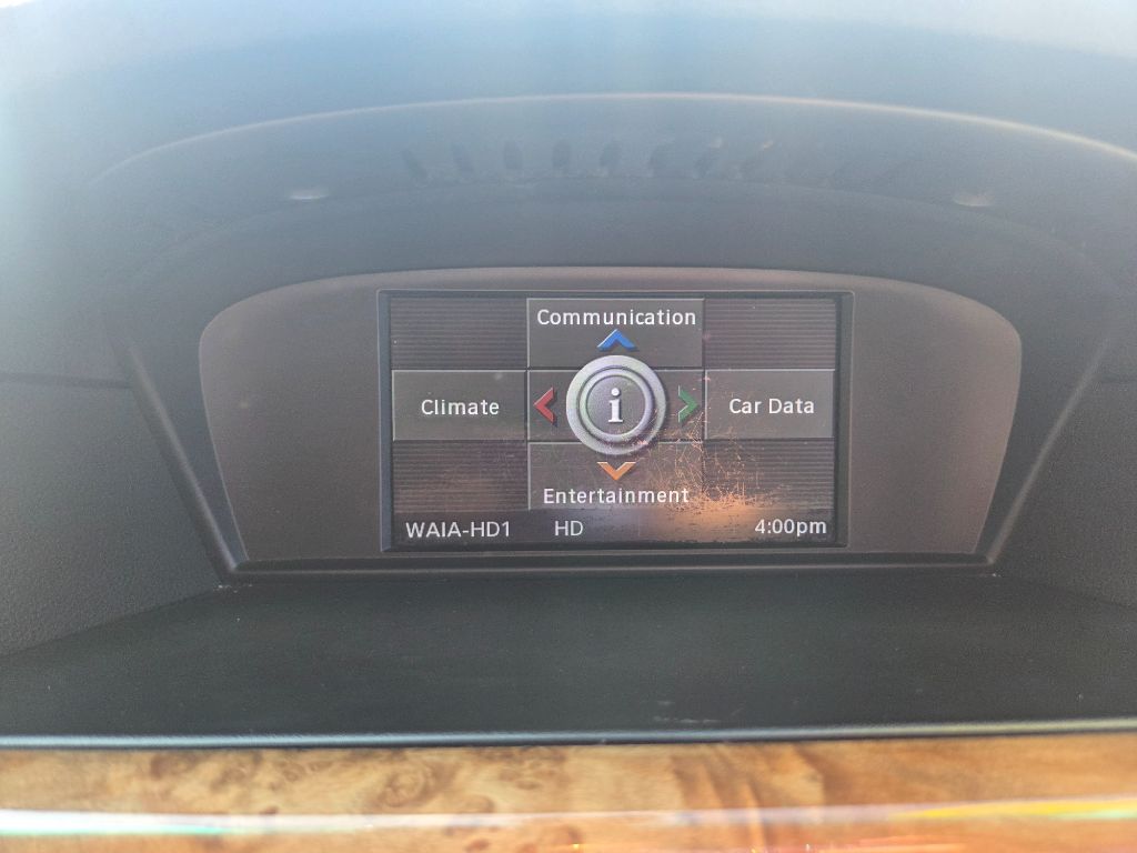 2010 BMW 5 Series 528i - Photo 16