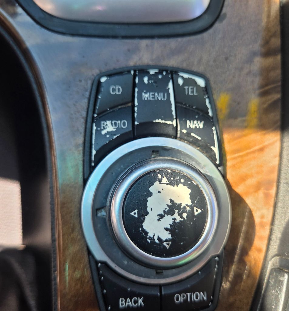 2010 BMW 5 Series 528i - Photo 18